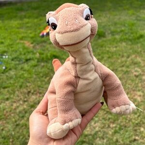 ★ Vintage Land Before Time Dinosaur little foot Plush ★
